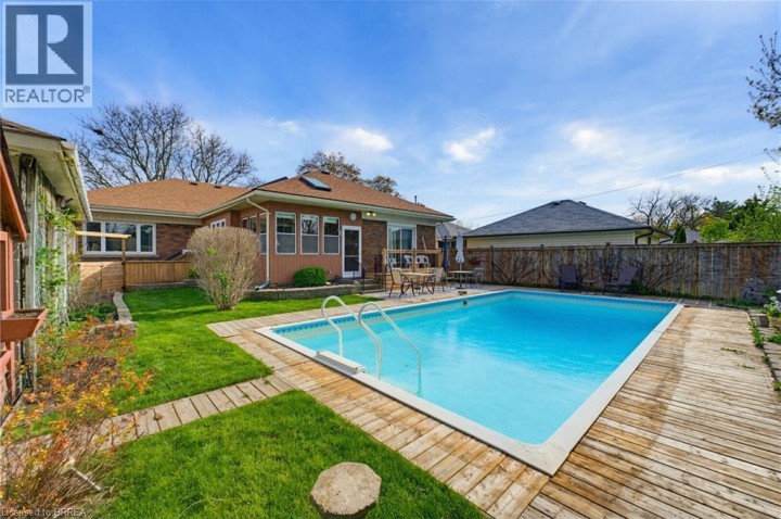 Photo 40 at 90 Henderson Avenue, Queensway / Grove, Brantford
