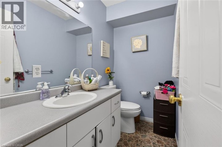 Photo 12 at 1 - 19 Wren Court, Tillsonburg