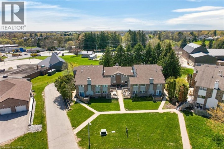 Photo 3 at 1 - 19 Wren Court, Tillsonburg