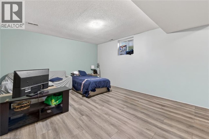 Photo 33 at 1 - 19 Wren Court, Tillsonburg