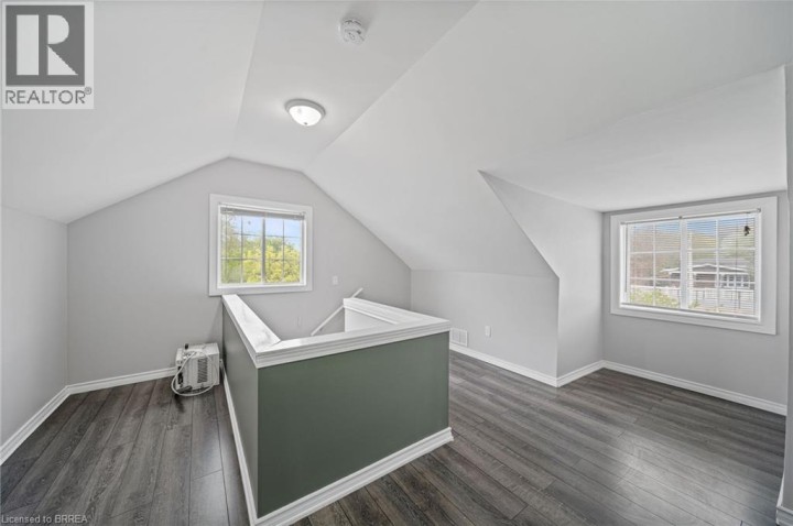Photo 31 at 44 Lawrence Street, Terrace Hill, Brantford