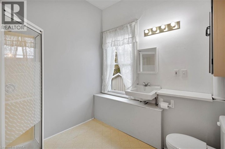Photo 26 at 303 Dalhousie Street, East Ward, Brantford