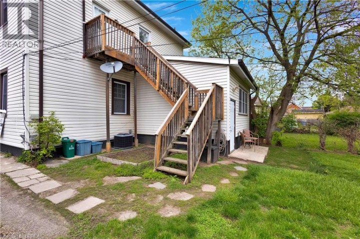 Photo 28 at 303 Dalhousie Street, East Ward, Brantford