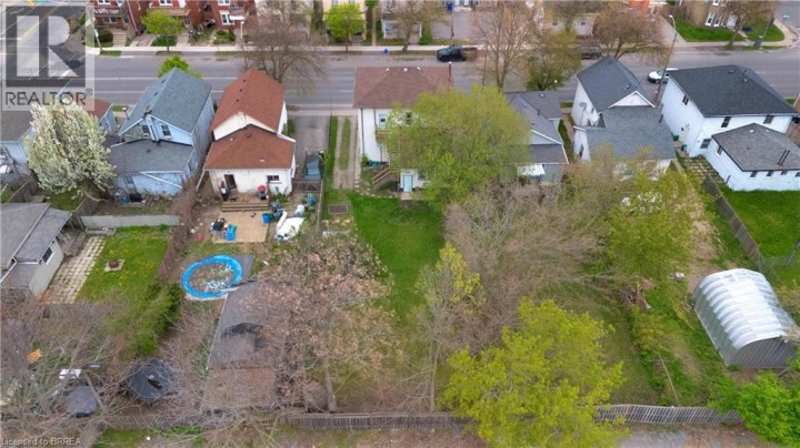 Photo 34 at 303 Dalhousie Street, East Ward, Brantford