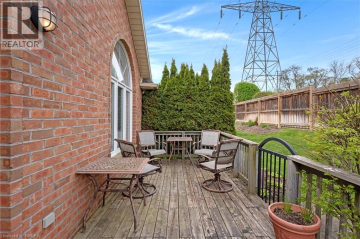 Photo 34 at 10 - 422 Powerline Road, Rosedale / Gable Height, Brantford