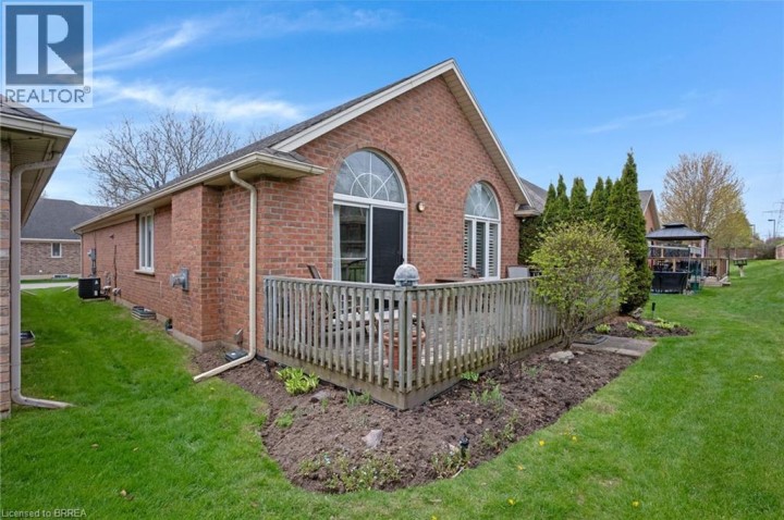 Photo 35 at 10 - 422 Powerline Road, Rosedale / Gable Height, Brantford