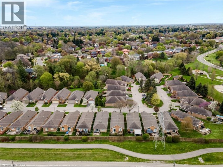 Photo 44 at 10 - 422 Powerline Road, Rosedale / Gable Height, Brantford