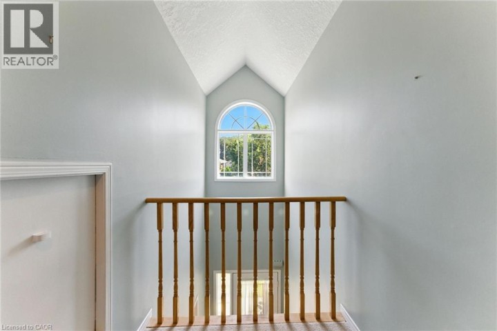 Photo 30 at 6 - 40 Wesleyan Court, Parkview Heights, Ancaster