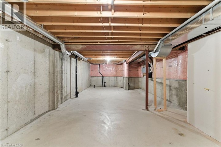 Photo 35 at 6 - 40 Wesleyan Court, Parkview Heights, Ancaster