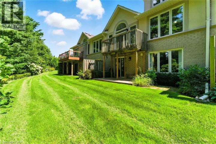 Photo 39 at 6 - 40 Wesleyan Court, Parkview Heights, Ancaster