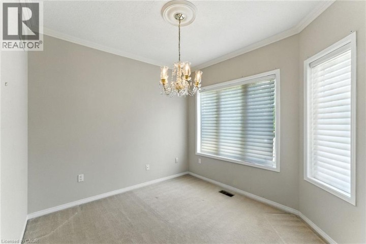 Photo 5 at 6 - 40 Wesleyan Court, Parkview Heights, Ancaster