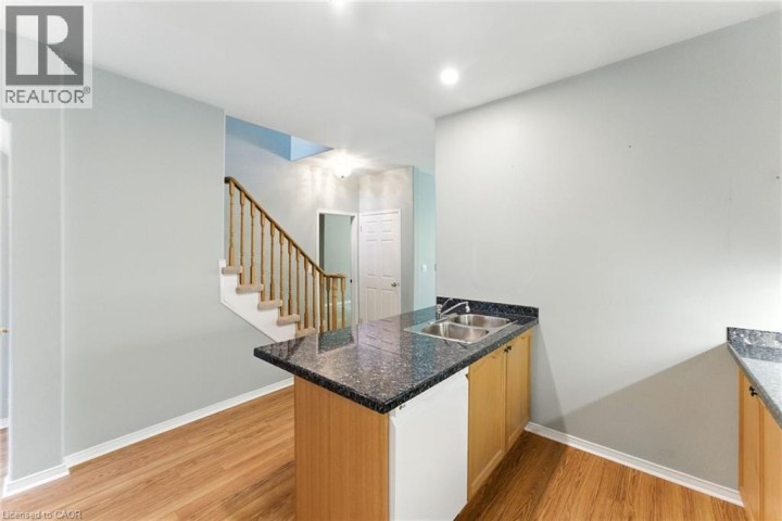 Photo 9 at 6 - 40 Wesleyan Court, Parkview Heights, Ancaster