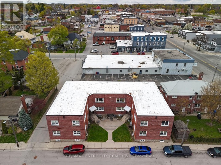 Photo 1 at 4 Prospect Street, Tillsonburg