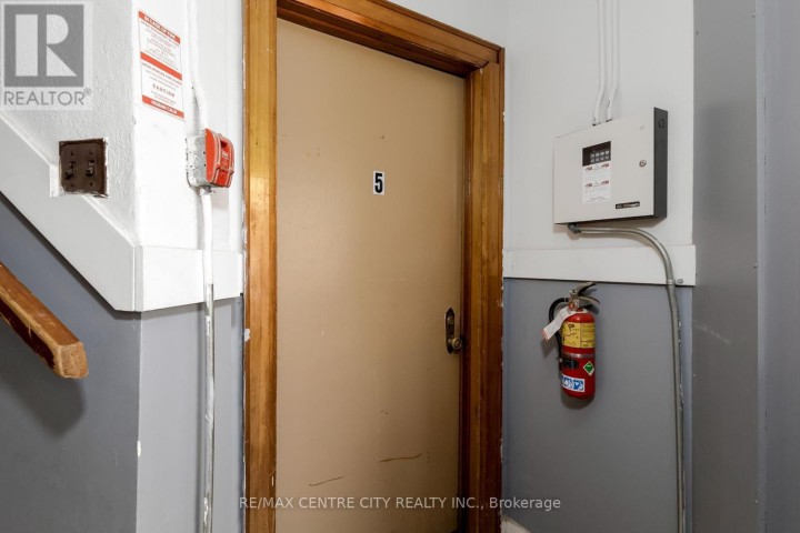Photo 6 at 4 Prospect Street, Tillsonburg