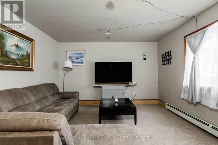 Photo 9 at 4 Prospect Street, Tillsonburg