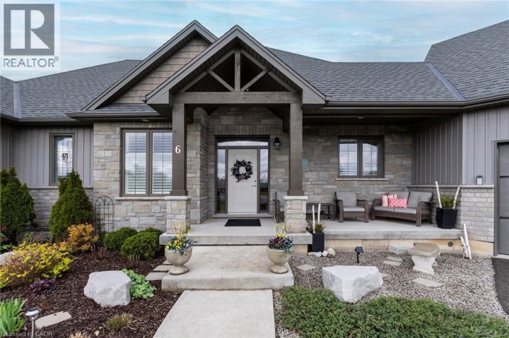 Photo 3 at 6 MacNeil Court, Middleport / Onondaga, Brantford