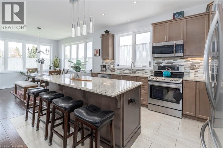 Photo 9 at 6 MacNeil Court, Middleport / Onondaga, Brantford