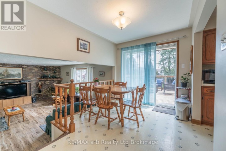 Photo 12 at 2 Cranberry Road, Tillsonburg