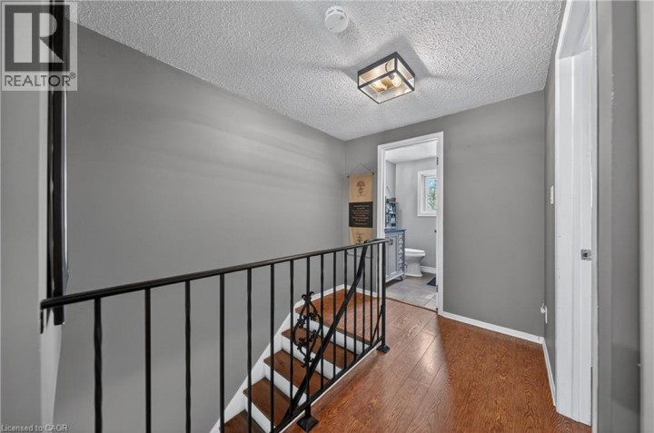 Photo 17 at 195 Old Carriage Drive, Pioneer Park / Doon / Wyldwoods, Kitchener