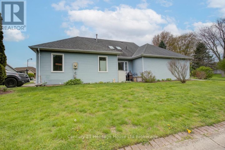 Photo 28 at 5 Dereham Drive, Tillsonburg
