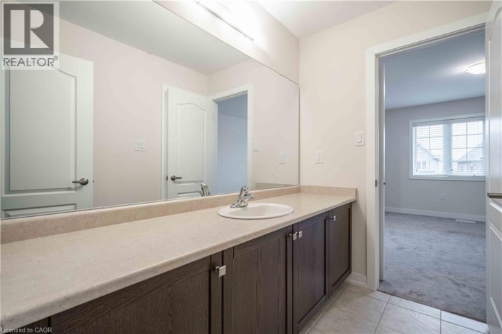 Photo 33 at 92 W Longboat Run, Shellard Lane, Brantford