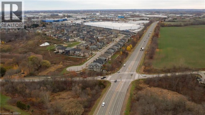 Photo 8 at 9 - 72 Johnson Road, Cainsville / Brookfield, Brantford