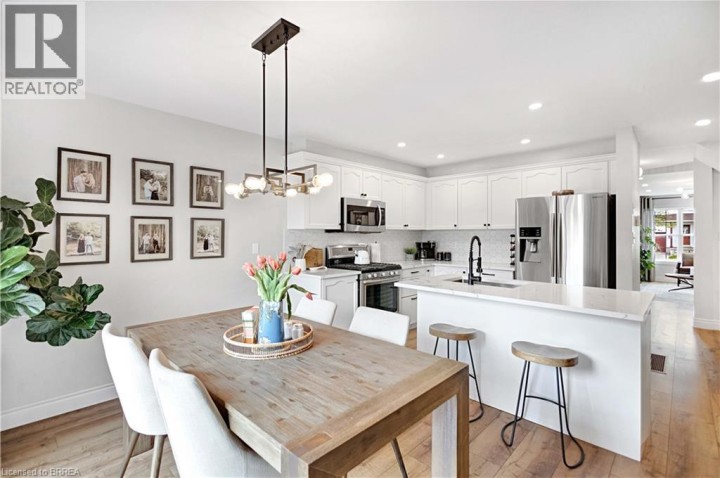 Photo 16 at 35 Gaydon Way, Empire, Brantford