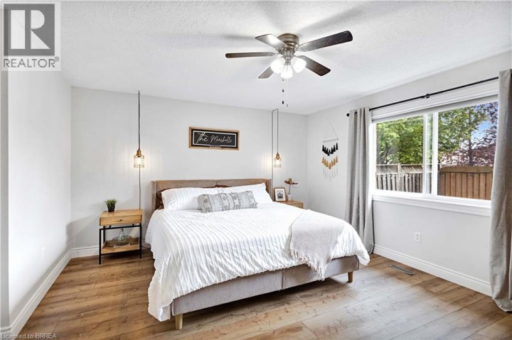 Photo 20 at 35 Gaydon Way, Empire, Brantford