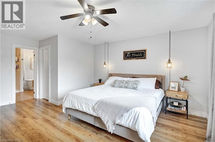 Photo 21 at 35 Gaydon Way, Empire, Brantford