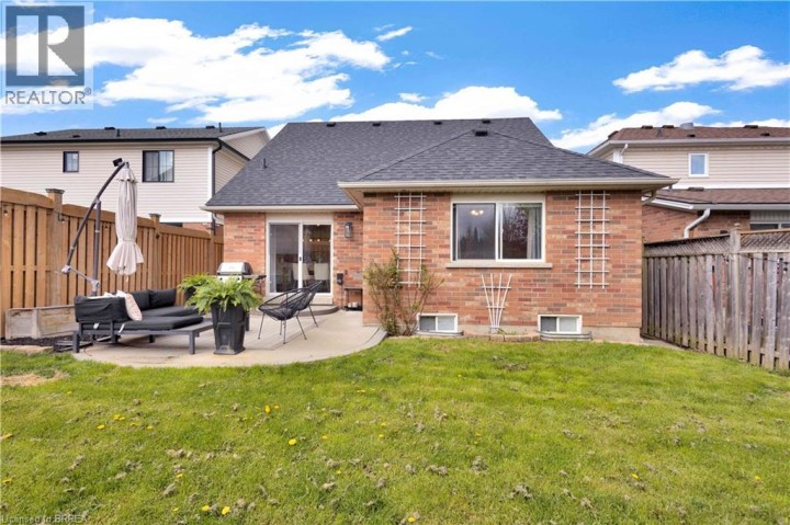 Photo 34 at 35 Gaydon Way, Empire, Brantford