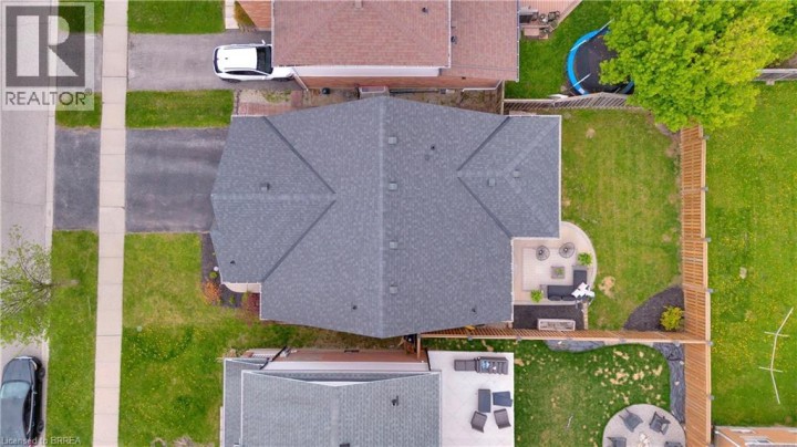 Photo 38 at 35 Gaydon Way, Empire, Brantford