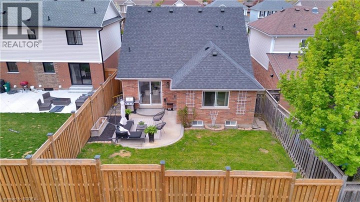 Photo 39 at 35 Gaydon Way, Empire, Brantford