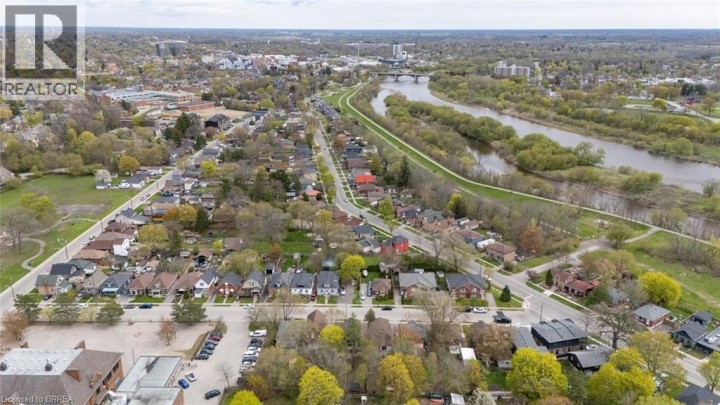 Photo 42 at 27 Edwin Street, Holmedale, Brantford