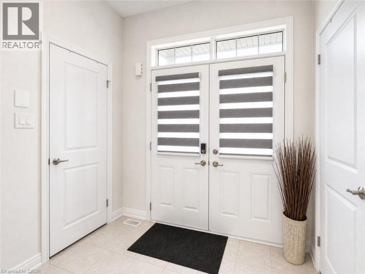 Photo 7 at 16 Stauffer Road, 403 / Golf Rd., Brantford