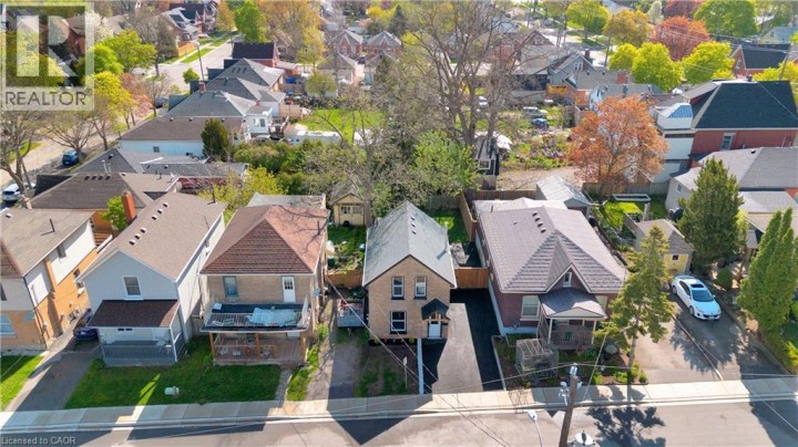 Photo 4 at 187 Drummond Street, East Ward, Brantford
