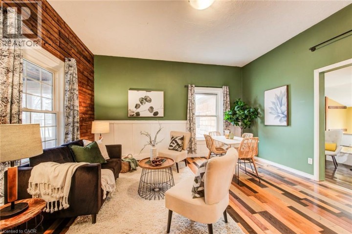 Photo 4 at 186 Norwich Avenue, Woodstock - South, Woodstock