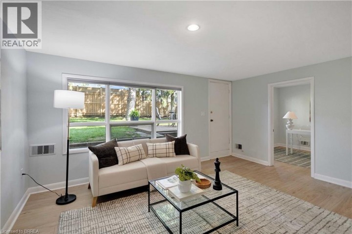 Photo 28 at 82 Forsythe Avenue, Rosedale / Gable Height, Brantford