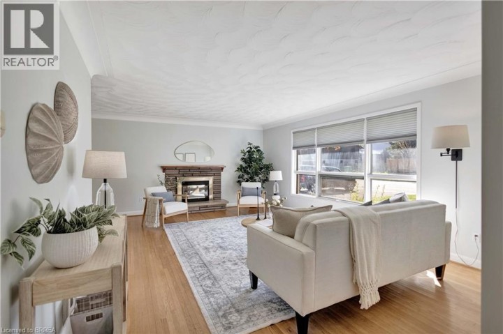 Photo 7 at 82 Forsythe Avenue, Rosedale / Gable Height, Brantford