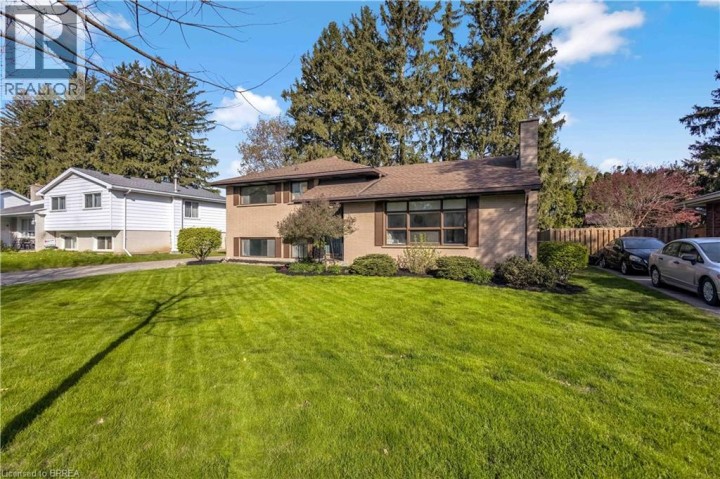 Photo 2 at 82 Forsythe Avenue, Rosedale / Gable Height, Brantford