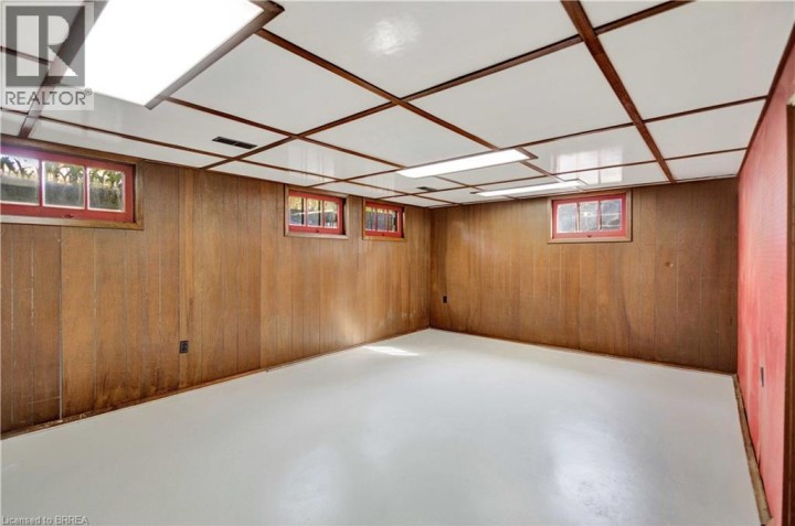 Photo 36 at 82 Forsythe Avenue, Rosedale / Gable Height, Brantford
