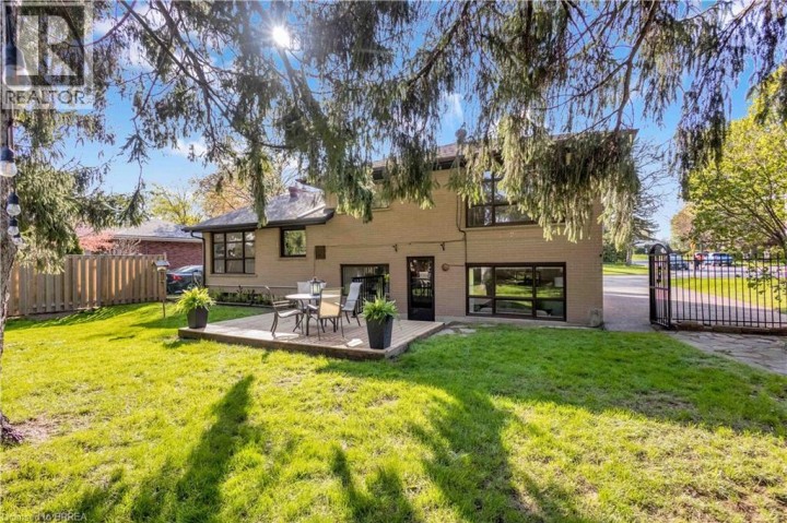 Photo 44 at 82 Forsythe Avenue, Rosedale / Gable Height, Brantford