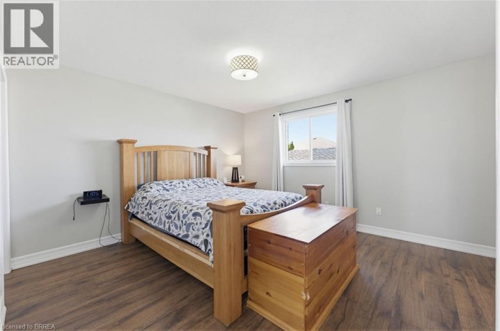 Photo 16 at 60 St. Patrick's Drive, Donegal / Mcguiness, Brantford