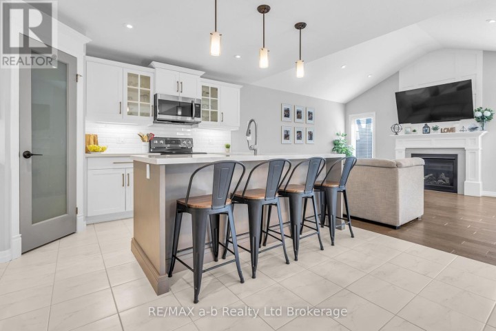 Photo 4 at 7 Arnold Street, Tillsonburg