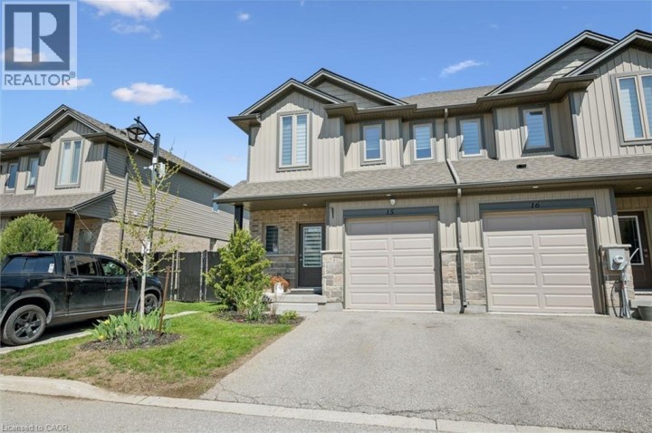 Photo 2 at 15 - 1023 Devonshire Avenue, Woodstock - North, Woodstock