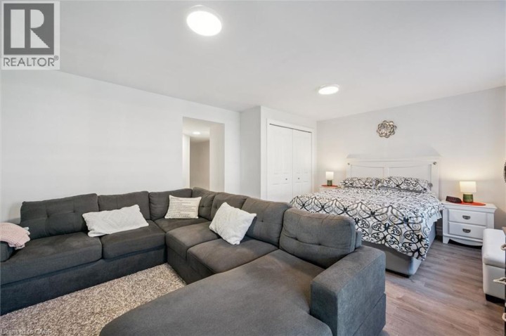 Photo 24 at 15 - 1023 Devonshire Avenue, Woodstock - North, Woodstock