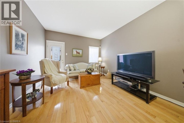 Photo 9 at 35 - 10 Cobblestone Drive, Innerkip (Victoria Park), Woodstock
