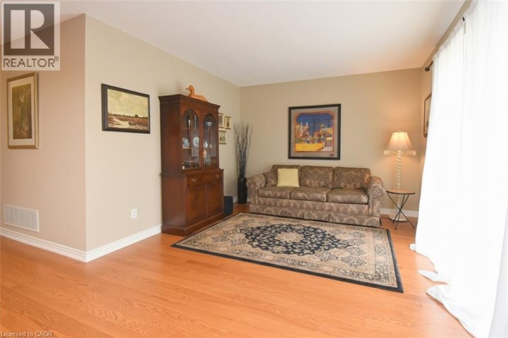 Photo 2 at 4 - 320 Hamilton Drive, Maple Lane Annex, Ancaster