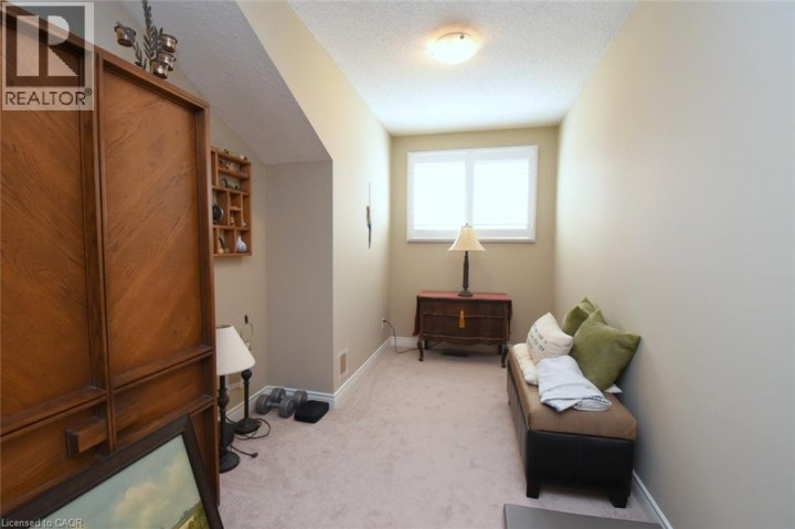Photo 22 at 4 - 320 Hamilton Drive, Maple Lane Annex, Ancaster
