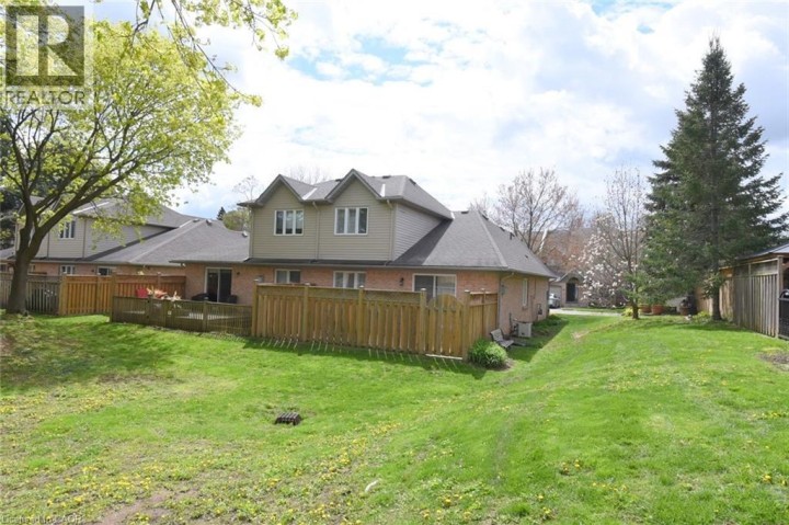 Photo 26 at 4 - 320 Hamilton Drive, Maple Lane Annex, Ancaster