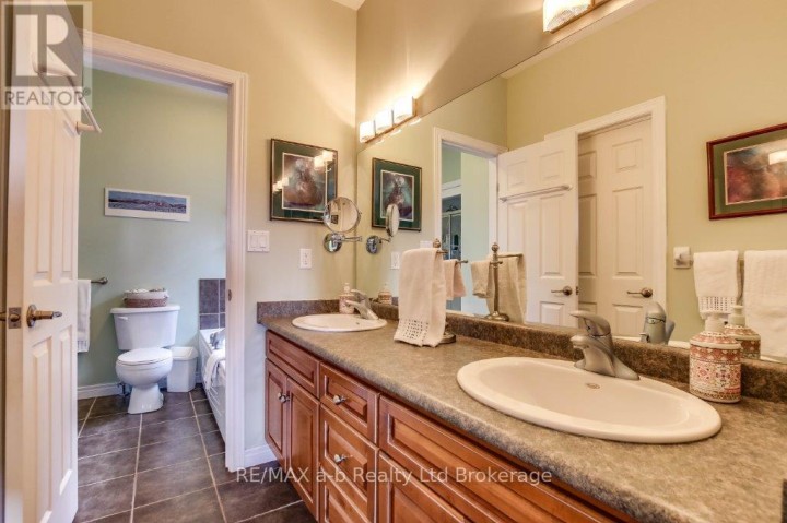 Photo 15 at 717 Garden Court Crescent, Woodstock - North, Woodstock